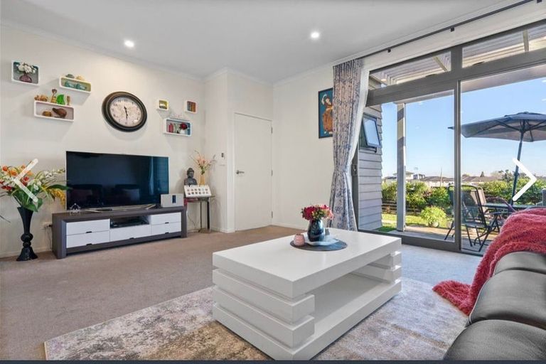 Photo of property in 4 Fermi Lane, Papakura, 2110