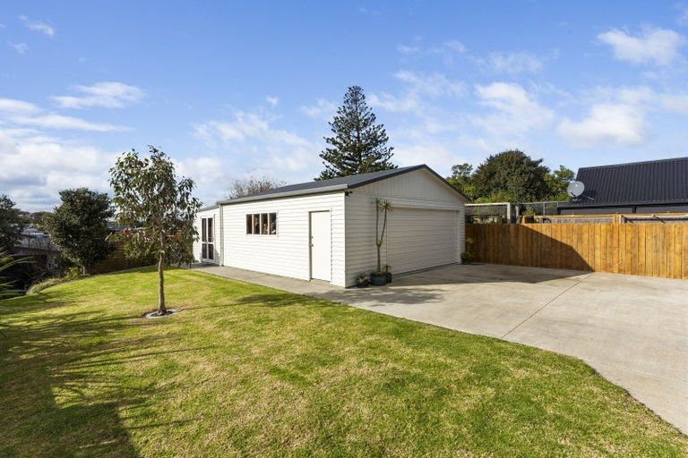 Photo of property in 98 Matai Street, Castlecliff, Whanganui, 4501