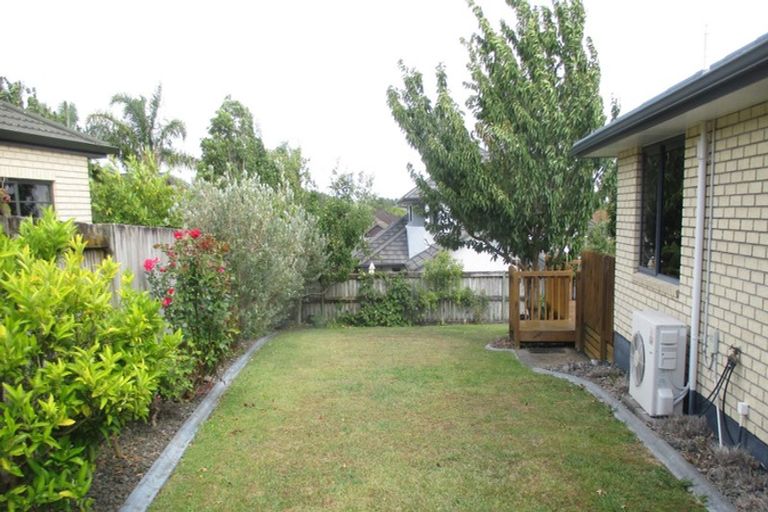 Photo of property in 96 Rototuna Road, Rototuna, Hamilton, 3210