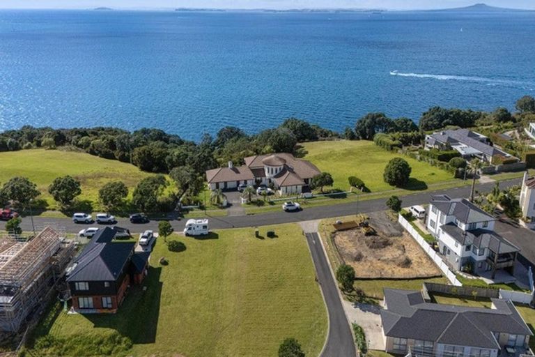 Photo of property in 337 Pinecrest Drive, Gulf Harbour, Whangaparaoa, 0930
