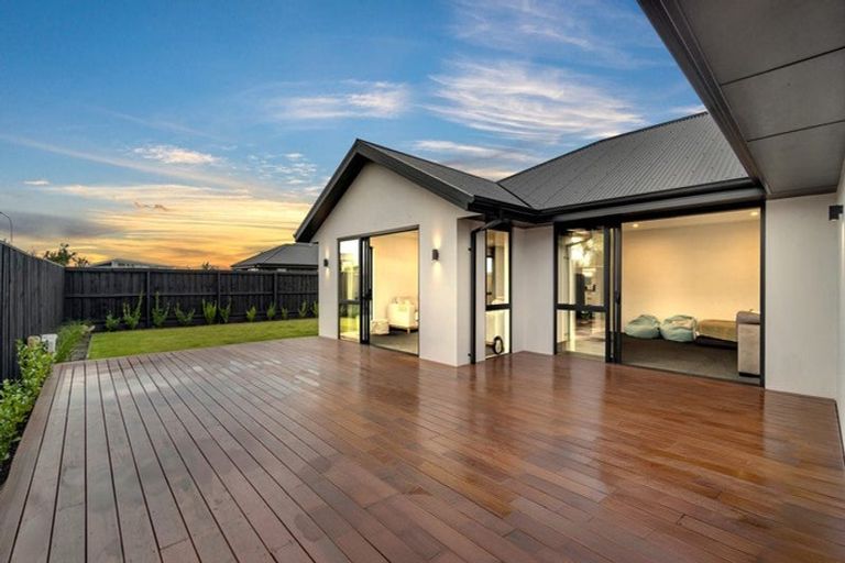 Photo of property in 177 Townsend Road, Rangiora, 7400