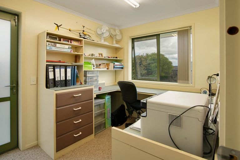 Photo of property in 21 Woodstock Place, Stoke, Nelson, 7011