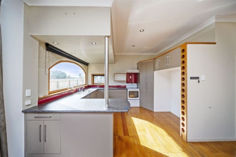 Photo of property in 28 Glasgow Street, Hawera, 4610