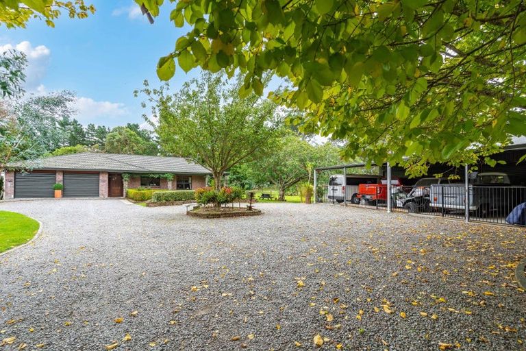 Photo of property in 71 Railway Road, Dalefield, Carterton, 5791