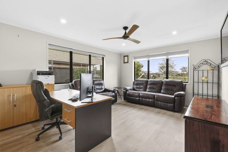 Photo of property in 73 Moonlight Drive, Rototuna North, Hamilton, 3210