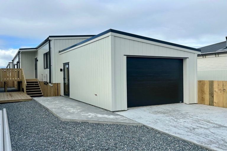 Photo of property in 25 Derby Street, Westport, 7825