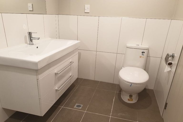 Photo of property in 18/45a Swanson Road, Henderson, Auckland, 0610