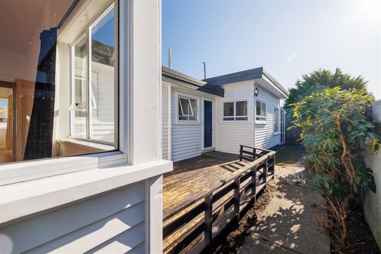 Photo of property in 313 Westminster Street, Mairehau, Christchurch, 8013