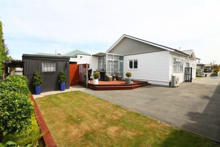 Photo of property in 45 Avenue Road, West End, Timaru, 7910