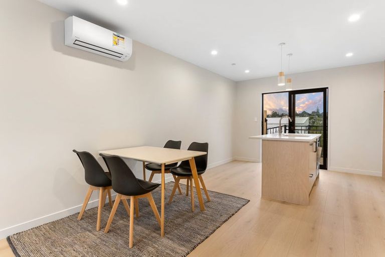 Photo of property in 27 Awhi Lane, Massey, 0614