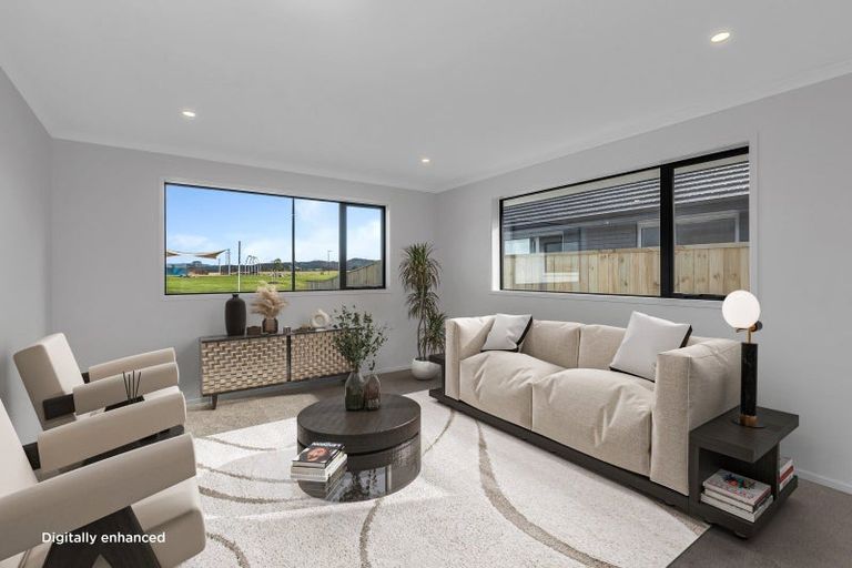 Photo of property in 11 Kapiakauri Road, One Tree Point, 0118