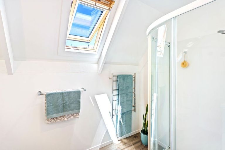 Photo of property in 29 Eruini Street, Waikanae Beach, Waikanae, 5036