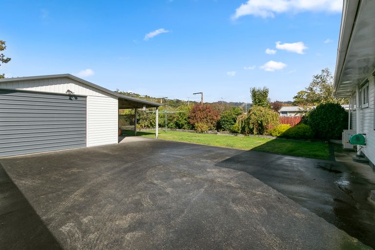 Photo of property in 11 Marion Street, Silverstream, Upper Hutt, 5019