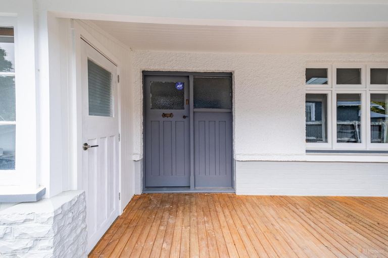 Photo of property in 17 Parsonage Road, Waimate, 7924