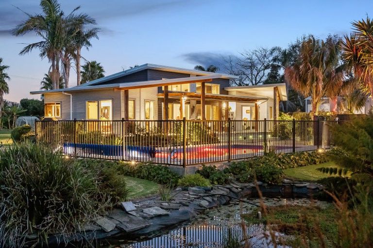 Photo of property in 650 One Tree Point Road, Ruakaka, Whangarei, 0171