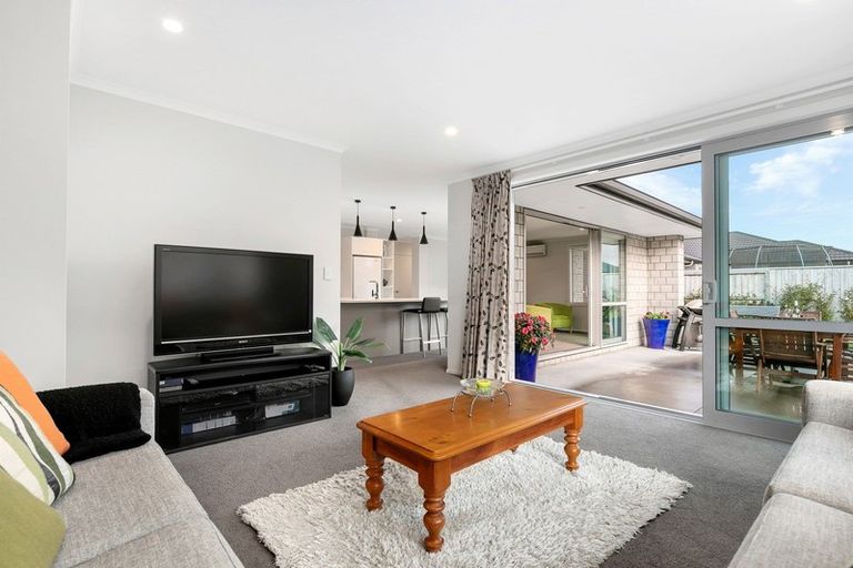Photo of property in 83 Puhirake Crescent, Pyes Pa, Tauranga, 3112