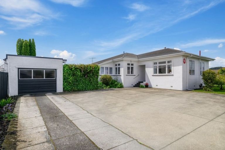 Photo of property in 132 Ranolf Street, Glenholme, Rotorua, 3010