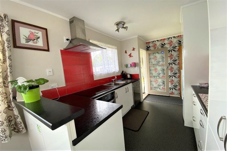 Photo of property in 23 Kohe Street, Parahaki, Whangarei, 0112