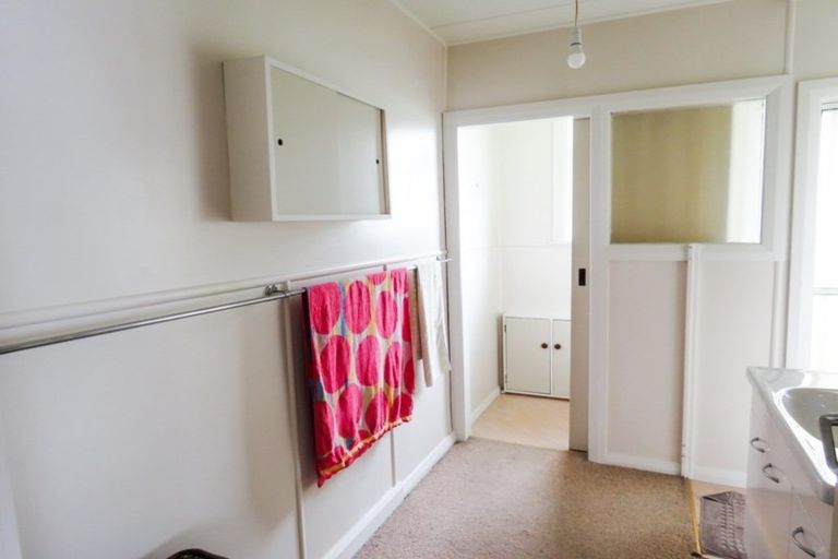 Photo of property in 61 Brougham Street, Westport, 7825