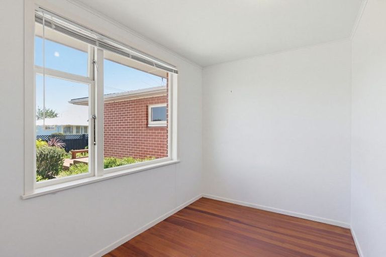Photo of property in 3 Armagh Street, Levin, 5510
