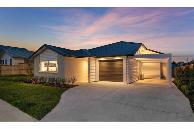 Photo of property in 31 Nellie Drive, Kumeu, 0810