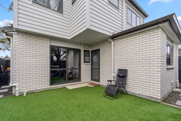 Photo of property in 15b Browns Road, Manurewa, Auckland, 2102
