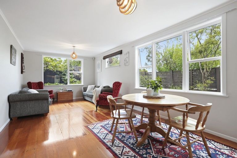 Photo of property in 116 Mokoia Road, Chatswood, Auckland, 0626