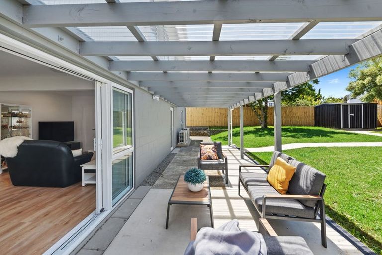 Photo of property in 23 Galsworthy Place, Bucklands Beach, Auckland, 2014