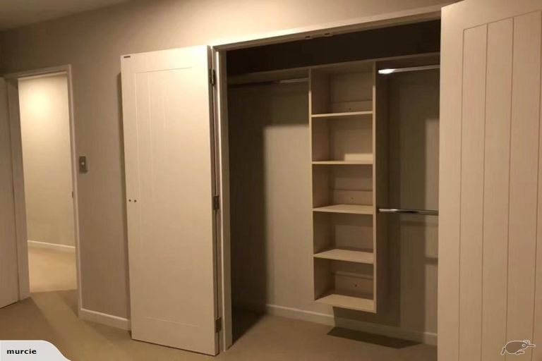 Photo of property in 8 Ilam Lane, Fairview Heights, Auckland, 0632