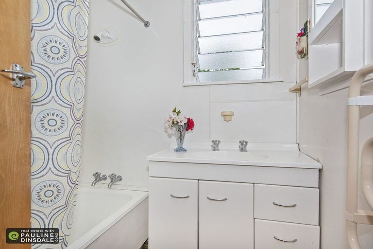 Photo of property in 11 Butler Place, Te Kamo, Whangarei, 0112