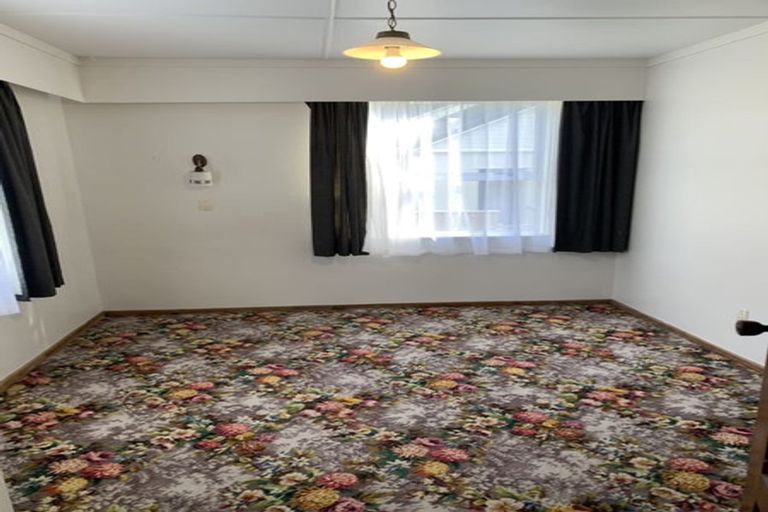 Photo of property in 7 Cleland Crescent, Naenae, Lower Hutt, 5011