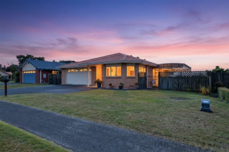Photo of property in 35 Duggan Drive, Owhata, Rotorua, 3010