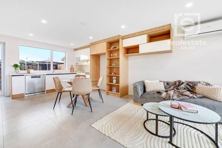 Photo of property in 34d James Street, Mangere East, Auckland, 2024