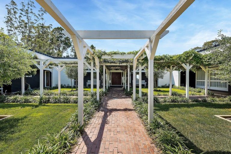 Photo of property in 22b Clarke Road, Te Puna, Tauranga, 3176