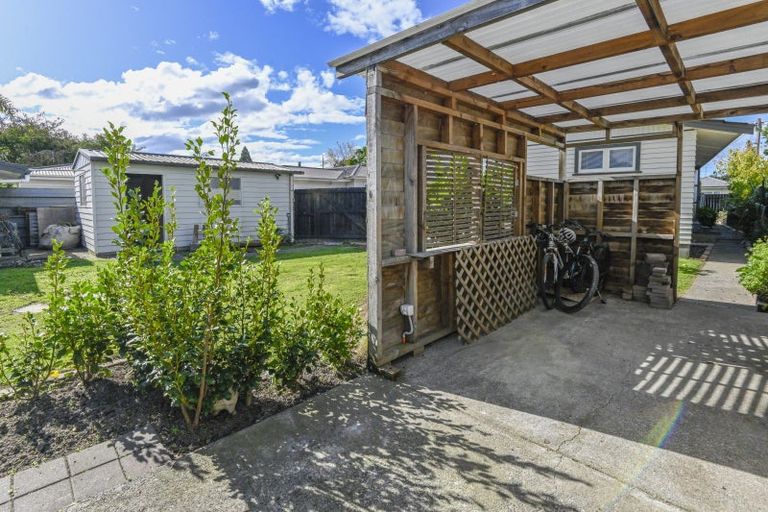 Photo of property in 221 Tudor Avenue, Mayfair, Hastings, 4122