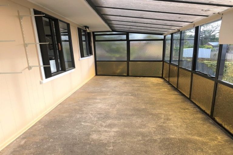 Photo of property in 213 Sturges Road, Henderson, Auckland, 0612