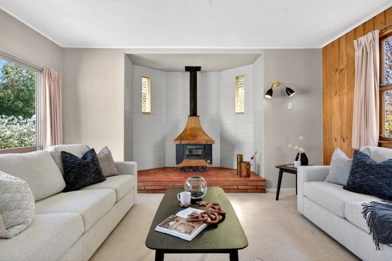 Photo of property in 30 Victoria Street, Carterton, 5713