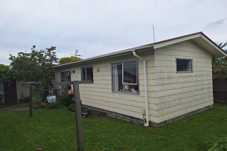 Photo of property in 746 Main North Road, Belfast, Christchurch, 8051