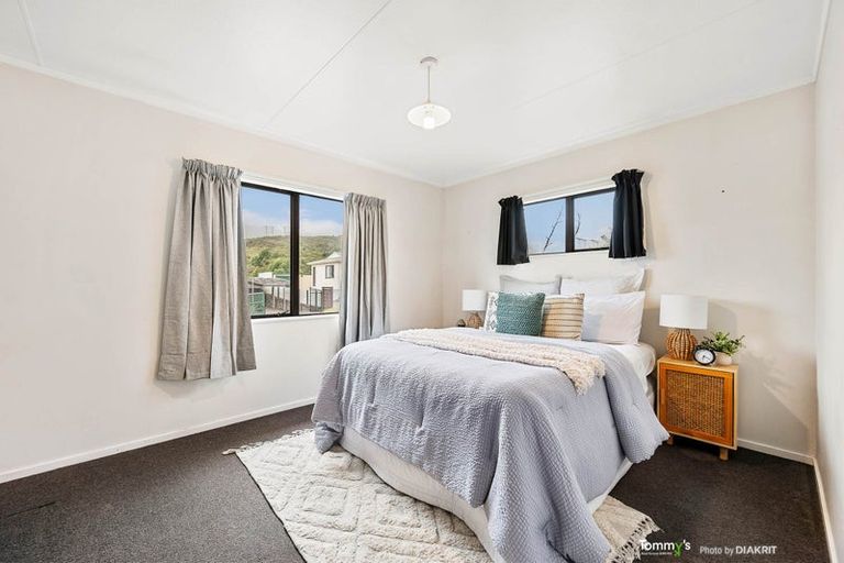 Photo of property in 32 Nassau Avenue, Grenada North, Wellington, 5028