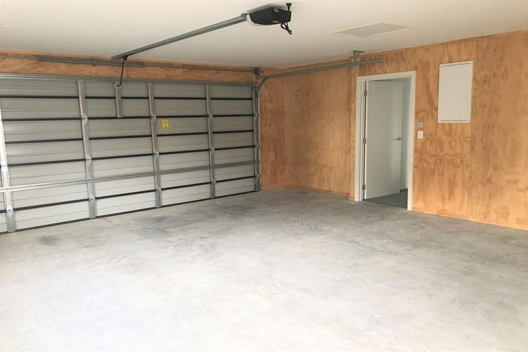 Photo of property in 926 Tremaine Avenue, Roslyn, Palmerston North, 4414