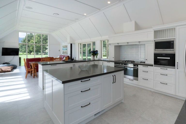 Photo of property in 329 Otaki Gorge Road, Hautere, Otaki, 5582