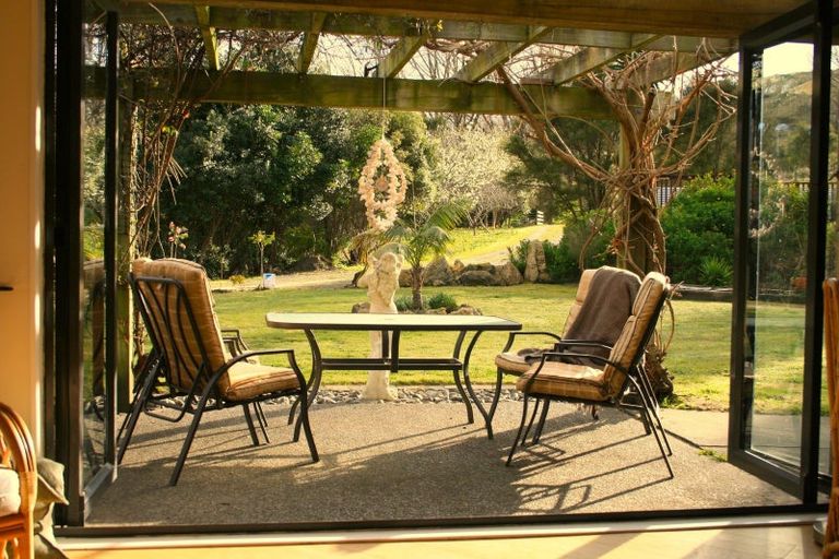 Photo of property in Hedgeley Road, Eskdale, Napier, 4182