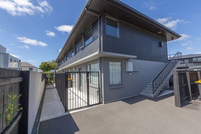 Photo of property in 1/22 Springfield Road, Saint Albans, Christchurch, 8014