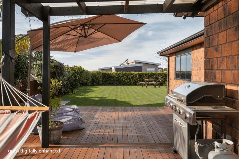 Photo of property in 11 Holyoake Terrace, Omokoroa, 3114