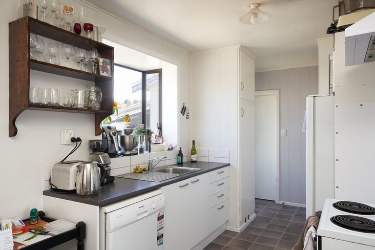 Photo of property in 19 Given Street, Havelock North, 4130