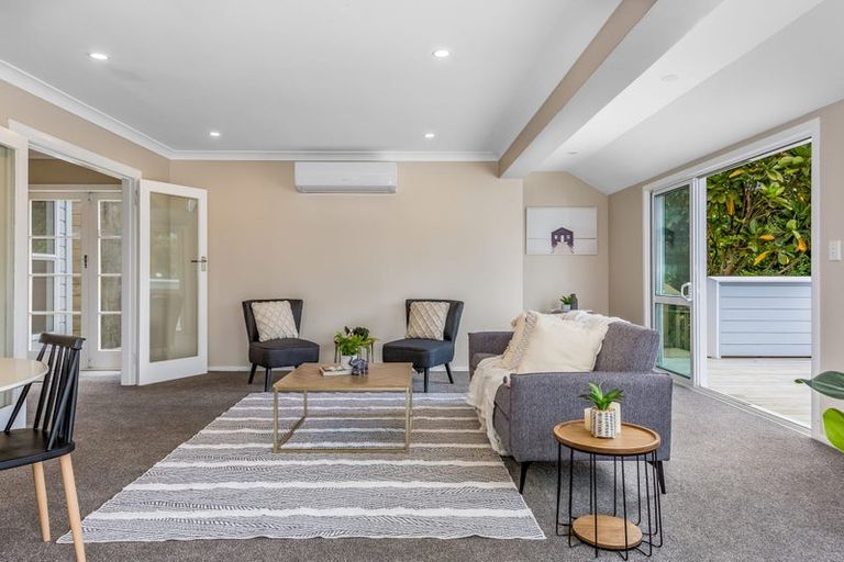 Photo of property in 156 Paremata Road, Paremata, Porirua, 5024