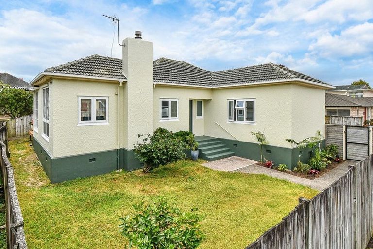 Photo of property in 77b Coronation Road, Papatoetoe, Auckland, 2025