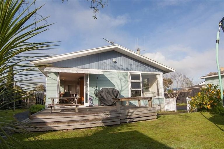 Photo of property in 88 Morrow Avenue, St Andrews, Hamilton, 3200