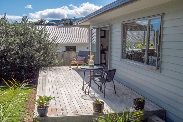 Photo of property in 14 Protea Drive, Cable Bay, 0420