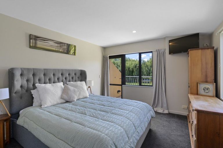 Photo of property in 2817 West Coast Road, Kirwee, Darfield, 7571